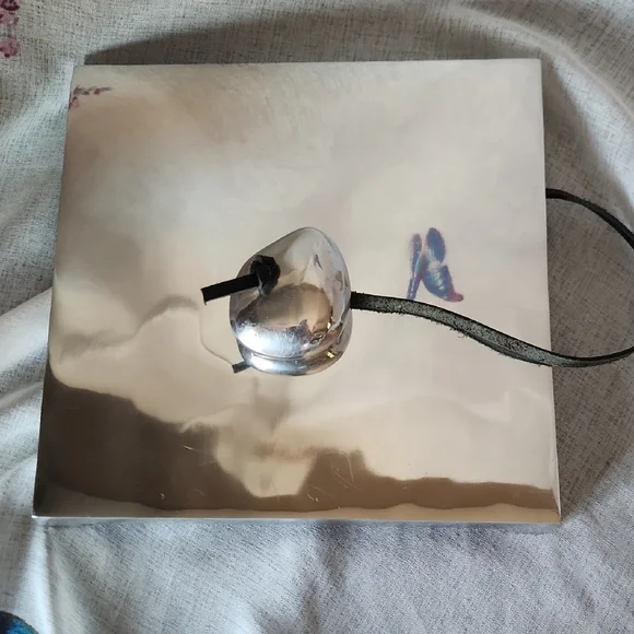 Lunares Napkin Holder With Weighted Stone - Picture 1 of 5